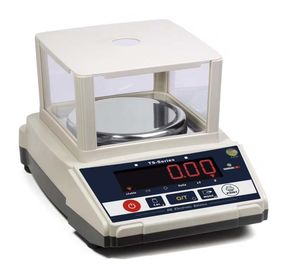 ความแม่นยําสูง 3.3 ปอนด์ แหล่งพลังงาน DC 4A / 4V AC 110V / 220V ± 10% ด้วยความแม่นยําสูง